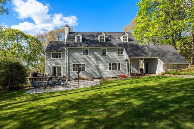 47 Indian Head Rd, Framingham, MA 01701