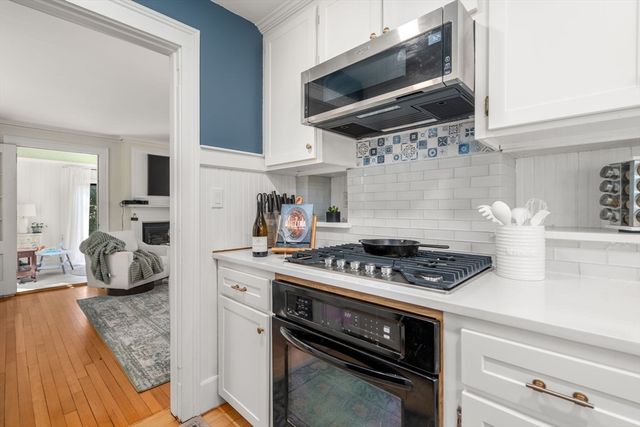 47 Indian Head Rd, Framingham, MA 01701