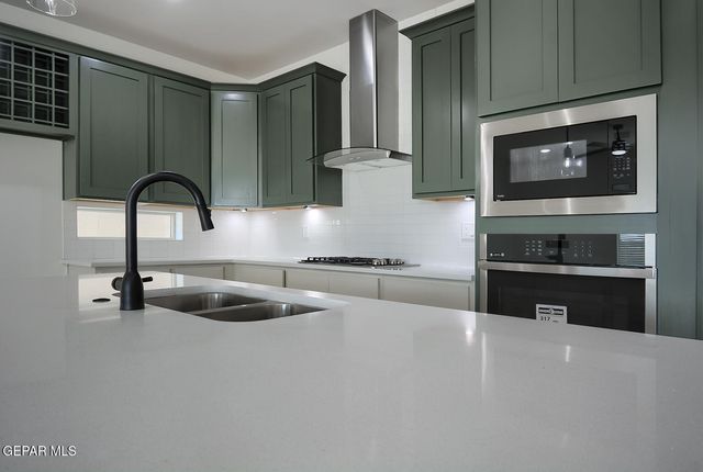 12605 AMESBURY, El Paso, TX 79928