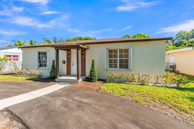 831 NE 128th St, North Miami, FL 33161