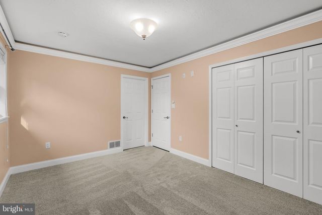 305 PARTRIDGE DR, Lititz, PA 17543