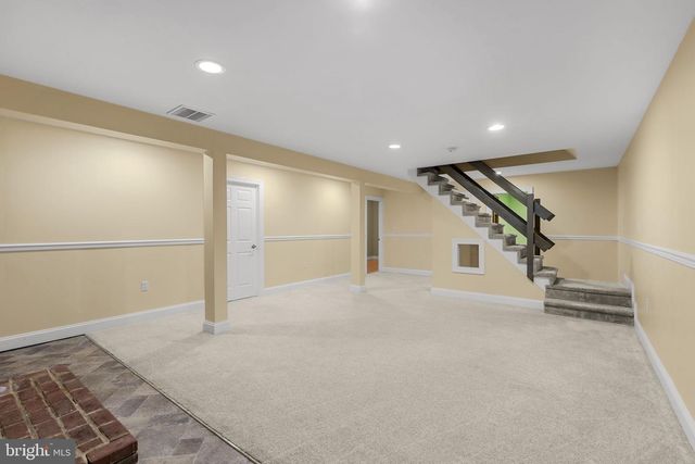 305 PARTRIDGE DR, Lititz, PA 17543