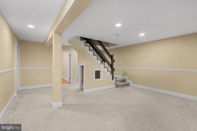 305 PARTRIDGE DR, Lititz, PA 17543
