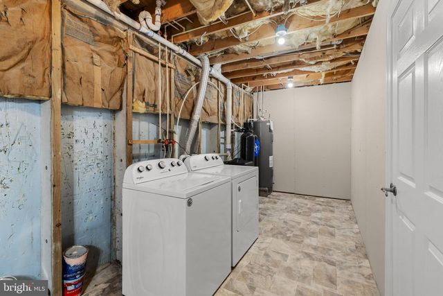 305 PARTRIDGE DR, Lititz, PA 17543