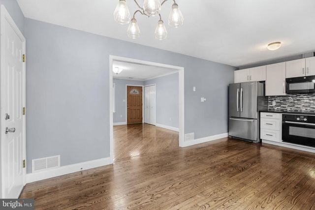 305 PARTRIDGE DR, Lititz, PA 17543