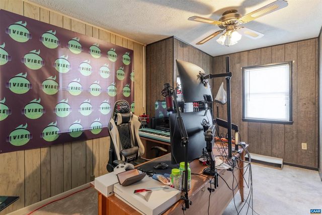 906 ALTA ST, Staunton, VA 24401