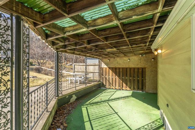 906 ALTA ST, Staunton, VA 24401