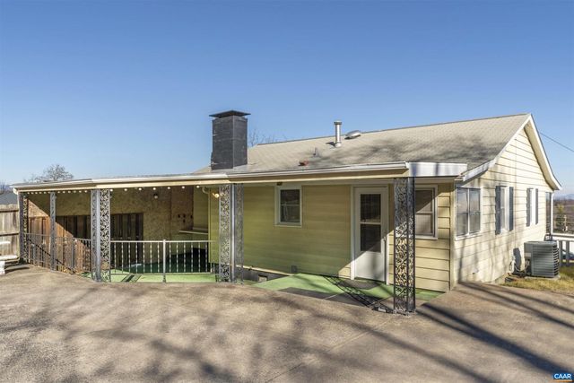 906 ALTA ST, Staunton, VA 24401