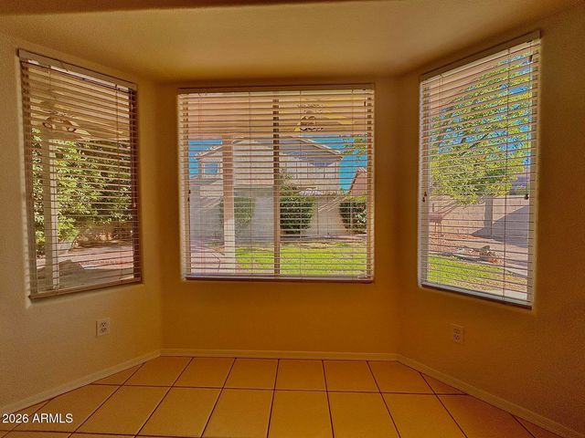 5922 W GARY Drive, Chandler, AZ 85226