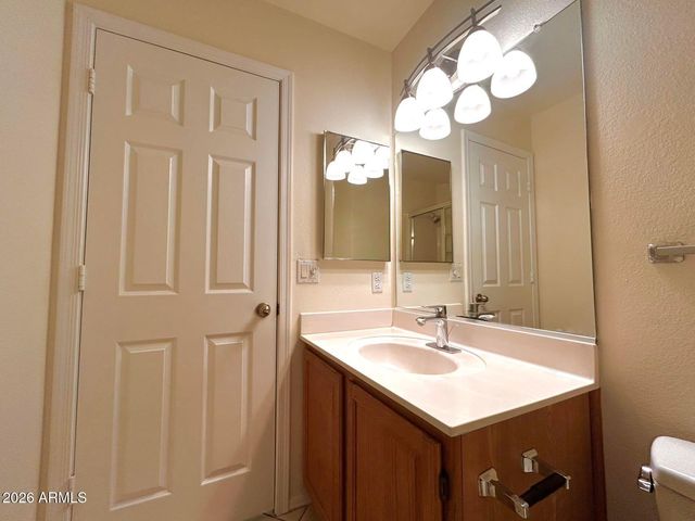 5922 W GARY Drive, Chandler, AZ 85226