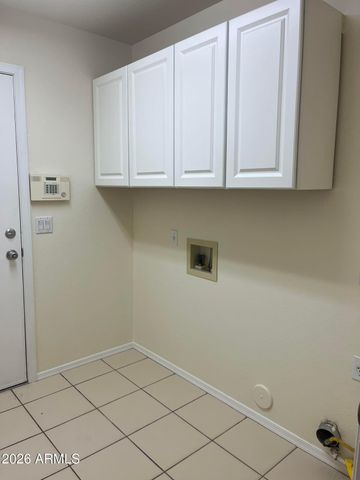 5922 W GARY Drive, Chandler, AZ 85226