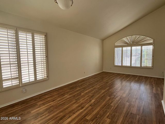 5922 W GARY Drive, Chandler, AZ 85226