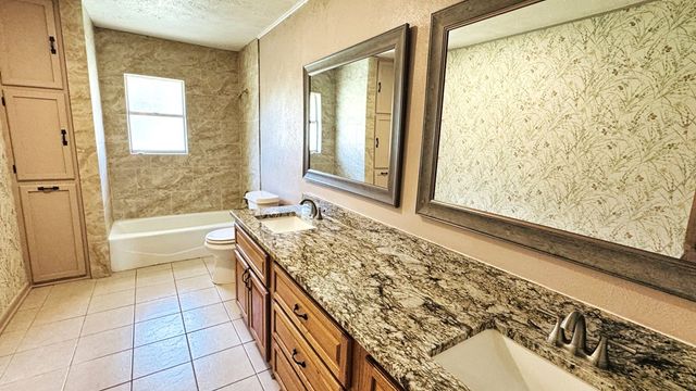 235 Indian Creek Rd, Ingram, TX 78025