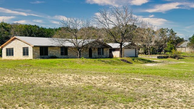 235 Indian Creek Rd, Ingram, TX 78025