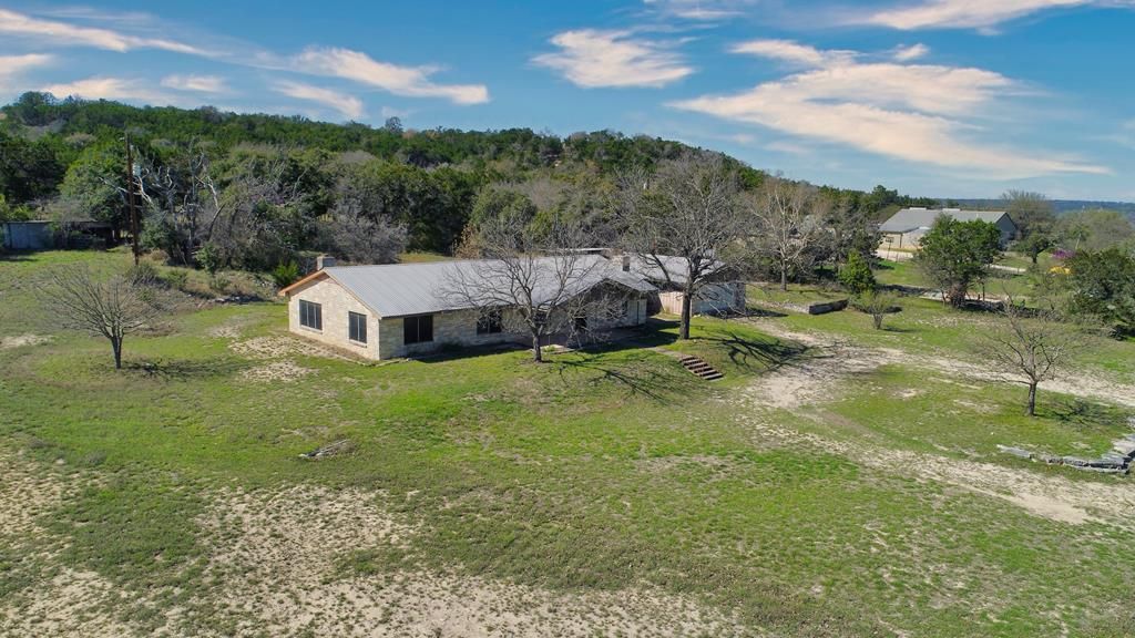 235 Indian Creek Rd, Ingram, TX 78025
