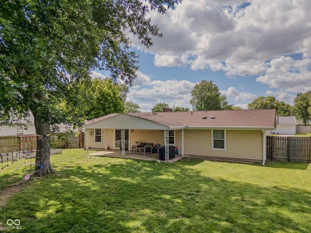 1839 Jolinda Drive, Columbus, IN 47203