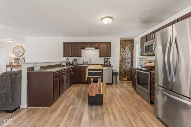 1839 Jolinda Drive, Columbus, IN 47203