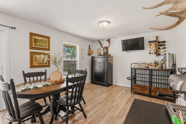 1839 Jolinda Drive, Columbus, IN 47203