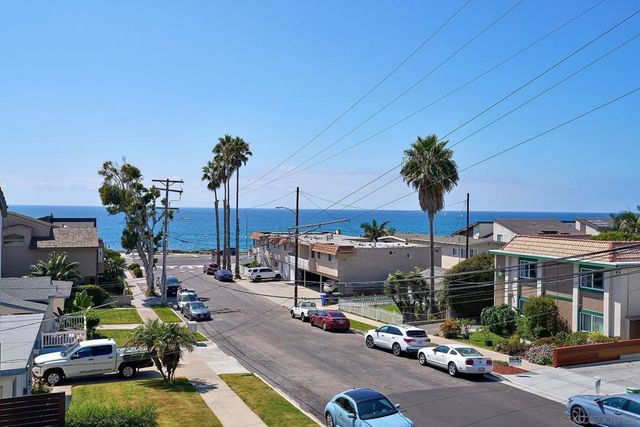 187 Cherry Ave, Carlsbad, CA 92008