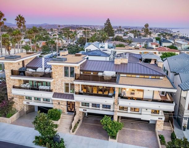 187 Cherry Ave, Carlsbad, CA 92008