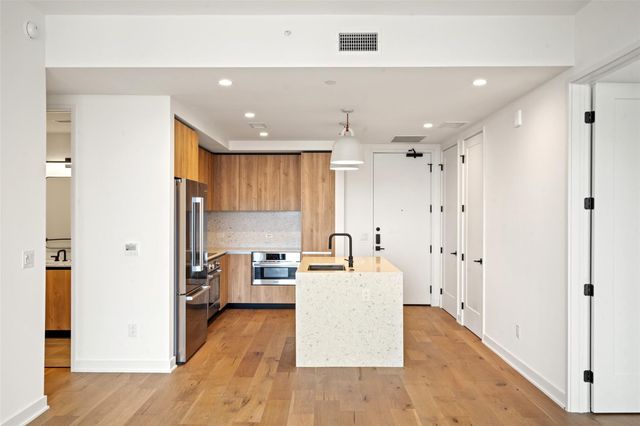 84 East Ave 1803, Austin, TX 78701