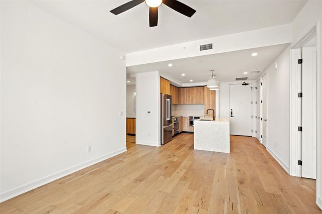84 East Ave 1803, Austin, TX 78701