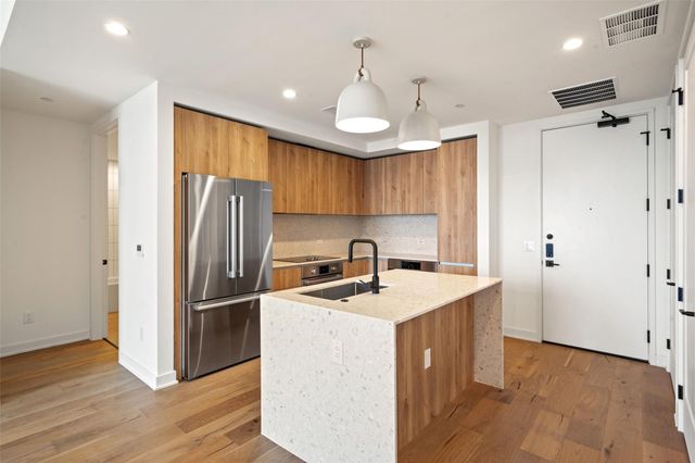 84 East Ave 1803, Austin, TX 78701