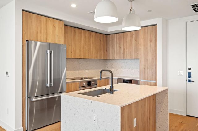 84 East Ave 1803, Austin, TX 78701