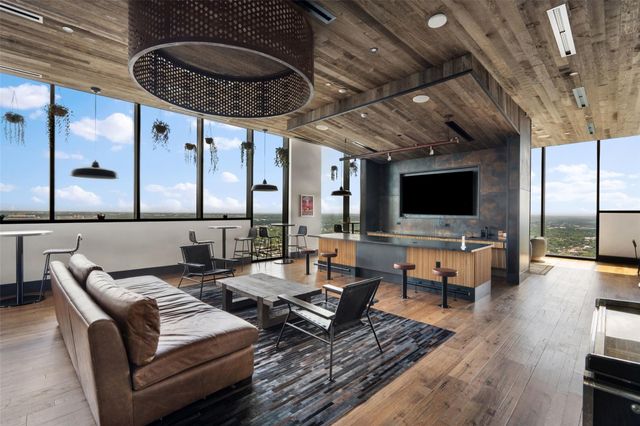 84 East Ave 1803, Austin, TX 78701