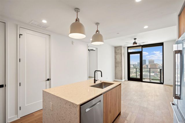 84 East Ave 1803, Austin, TX 78701