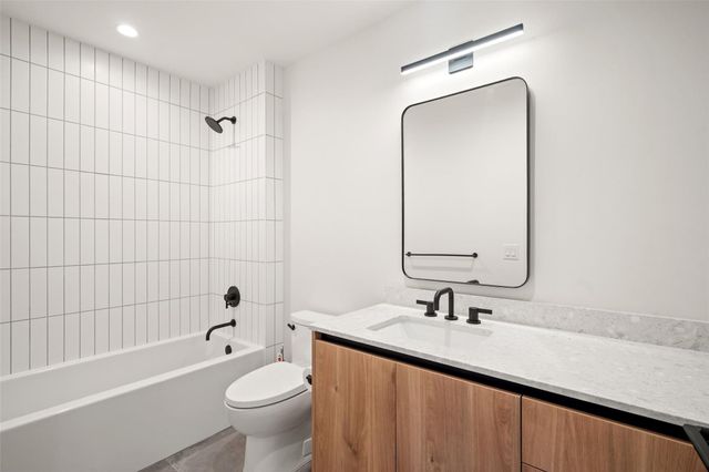 84 East Ave 1803, Austin, TX 78701