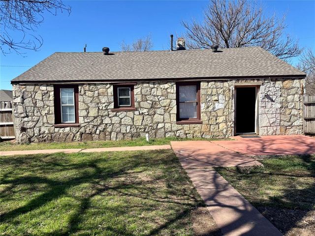 202 N Elm Avenue, Union City, OK 73090