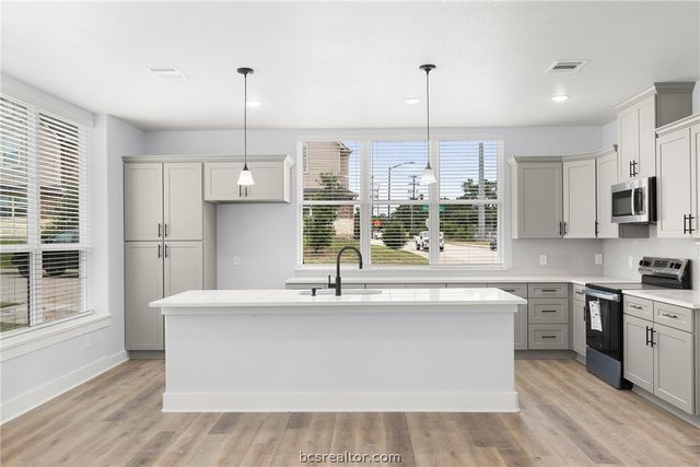 2158 Big River Street, College Station, TX 77840