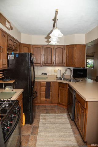 1901 E 14TH Street, Muncie, IN 47302