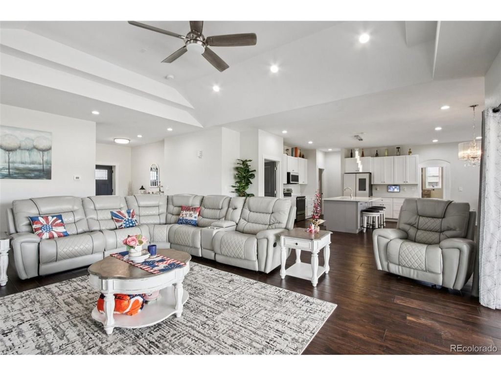 1180 Antelope Dr W, Bennett, CO 80102