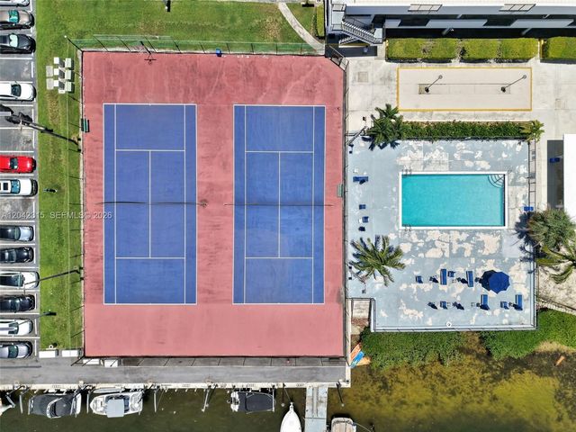 2750 NE 183rd St 2410, Aventura, FL 33160