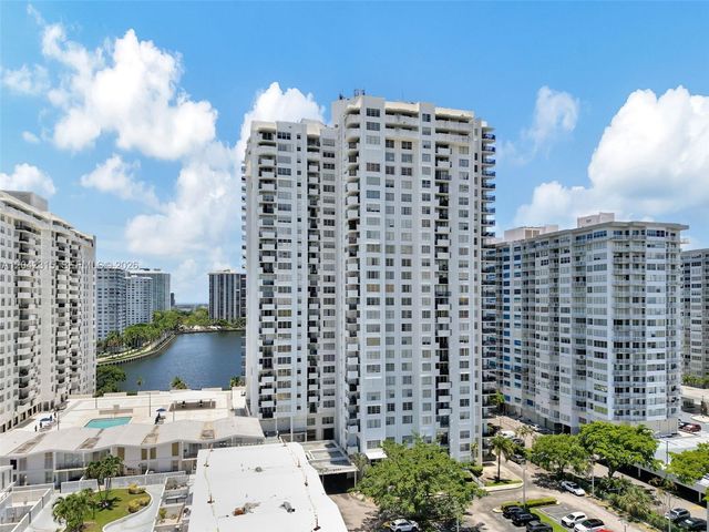 2750 NE 183rd St 2410, Aventura, FL 33160