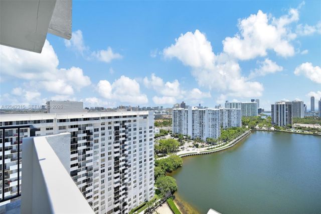 2750 NE 183rd St 2410, Aventura, FL 33160