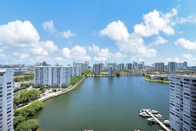 2750 NE 183rd St 2410, Aventura, FL 33160