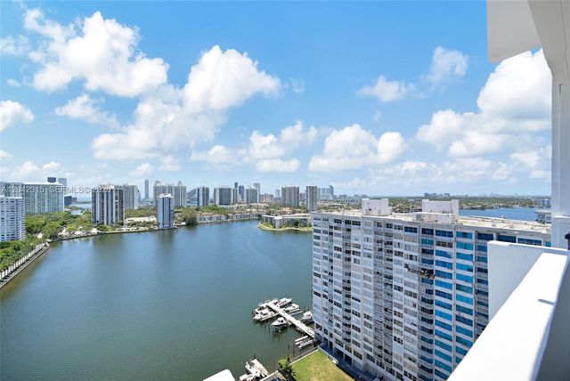 2750 NE 183rd St 2410, Aventura, FL 33160