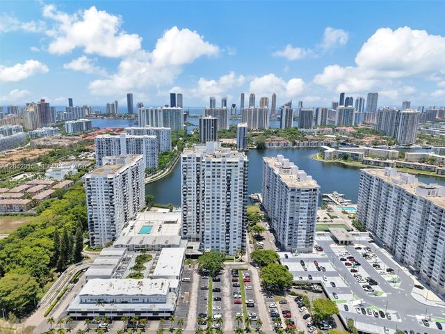 2750 NE 183rd St 2410, Aventura, FL 33160