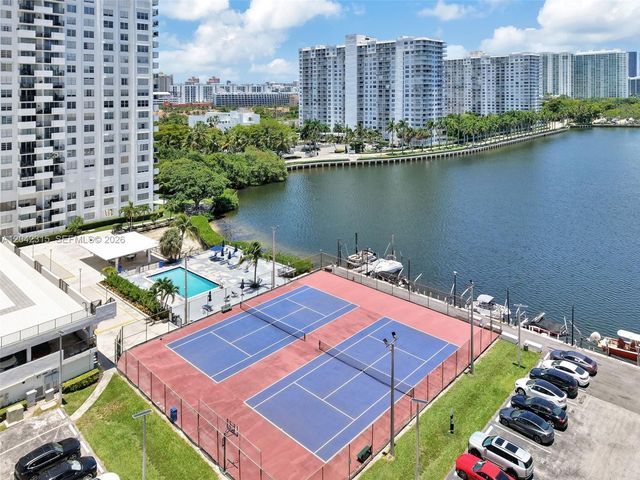 2750 NE 183rd St 2410, Aventura, FL 33160