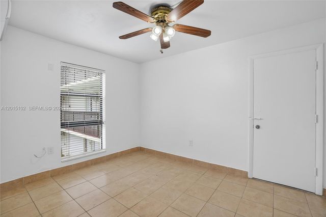 1600 S Le Jeune Rd 9, Coral Gables, FL 33134