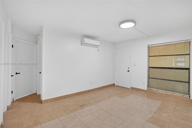 1600 S Le Jeune Rd 9, Coral Gables, FL 33134