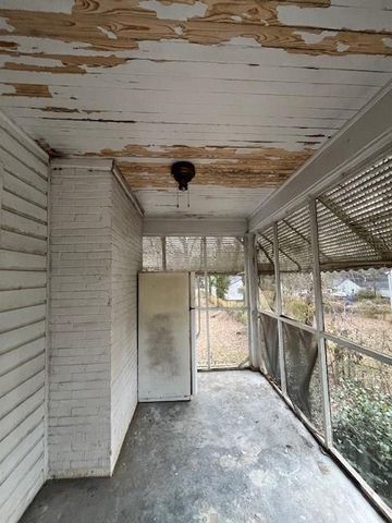 1386 Bluefield SW Drive, Atlanta, GA 30310