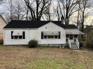 1386 Bluefield SW Drive, Atlanta, GA 30310