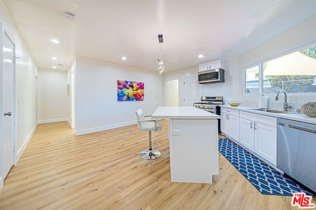 5633 La Mirada Avenue, Los Angeles, CA 90038
