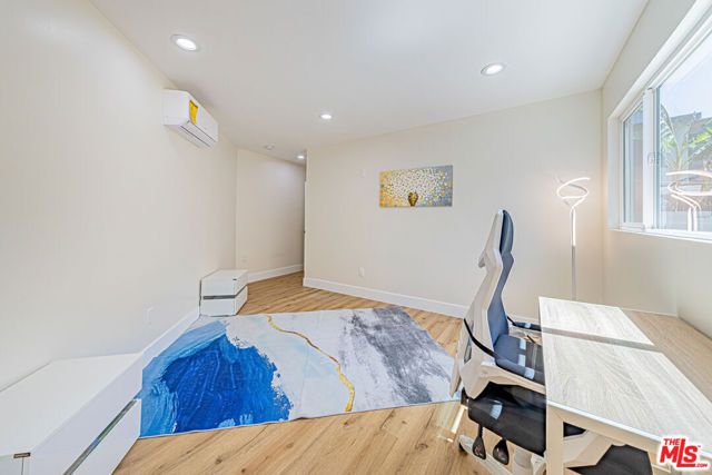 5633 La Mirada Avenue, Los Angeles, CA 90038