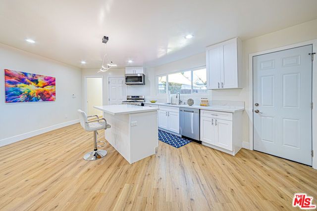 5633 La Mirada Avenue, Los Angeles, CA 90038
