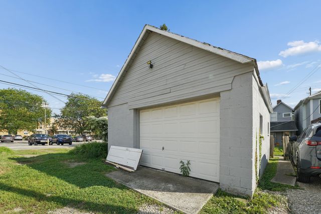 212 W 3rd Avenue, Columbus, OH 43201